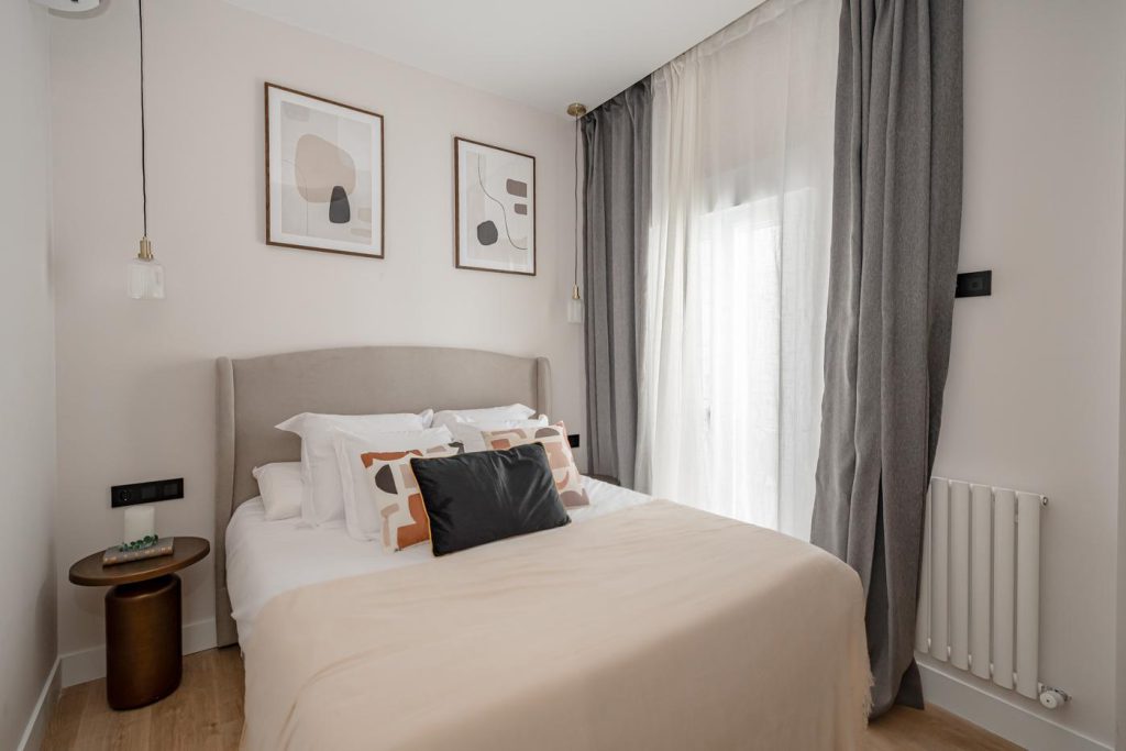 Dormitorio-2-Casa-de-Lujo-Montera-39-Madrid